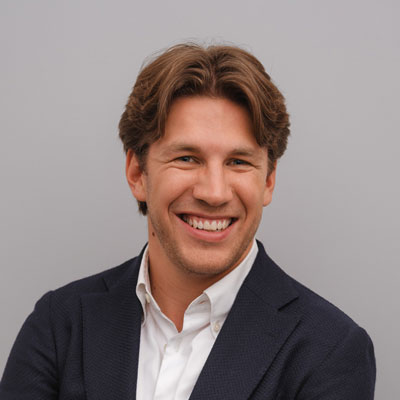 isak-thumb Carl ServeTek CEO
